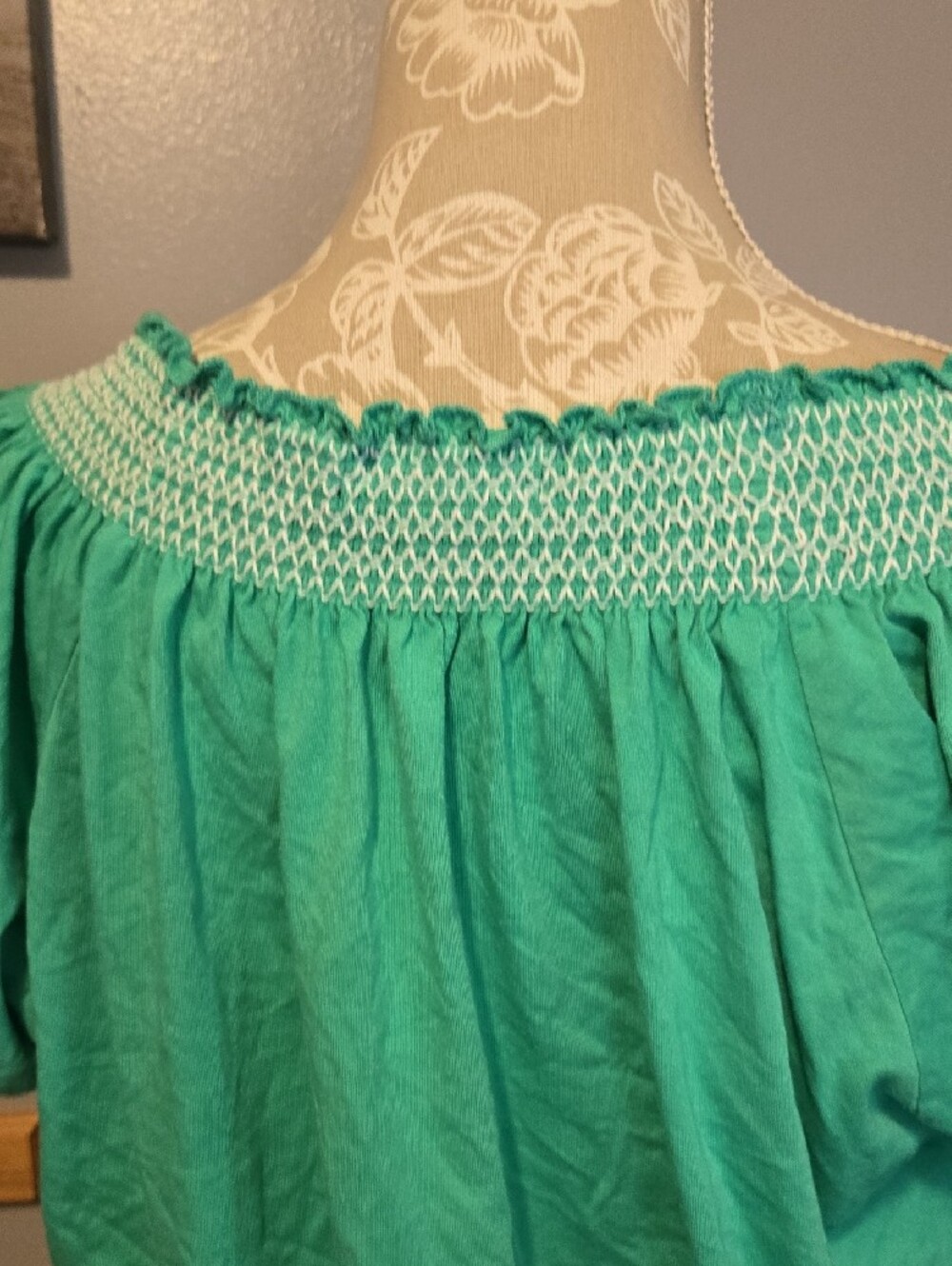 Style & Co. Green Short Sleeve Embroidered Drawstring Top - Picture 4 of 4